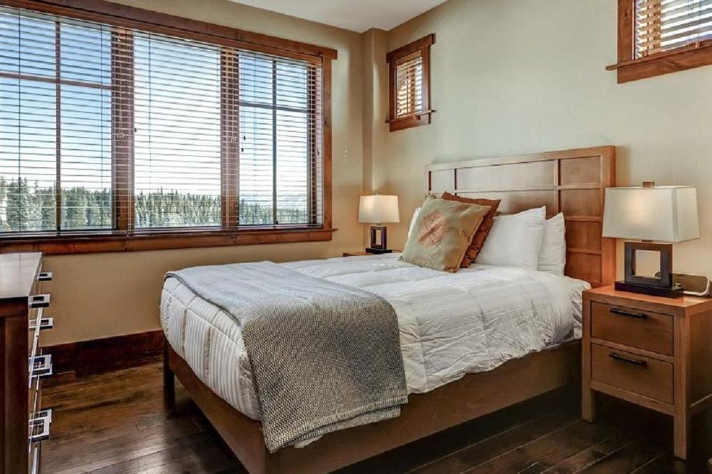 One Ski Hill Place Breckenridge Room photo