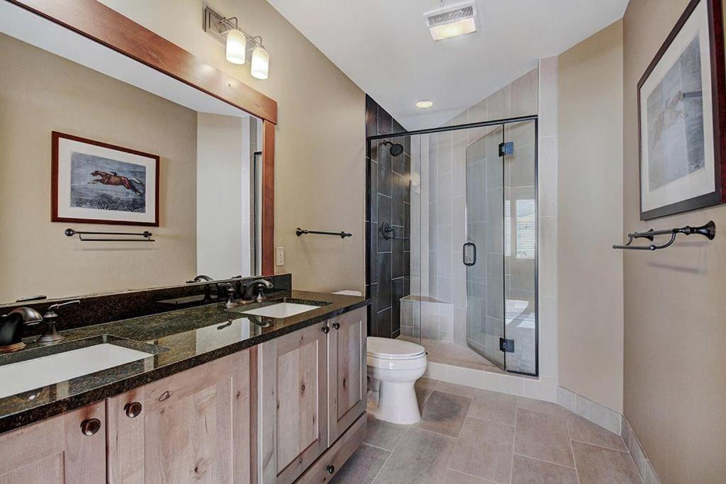 One Ski Hill Place Breckenridge Room photo