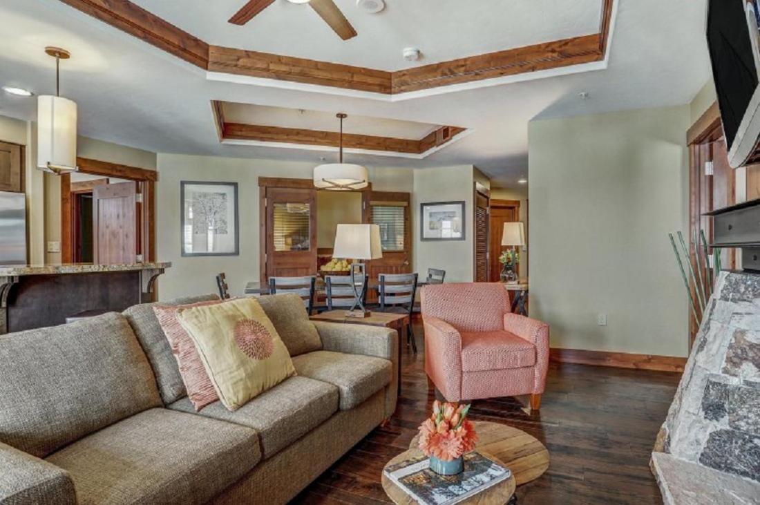 One Ski Hill Place Breckenridge Room photo